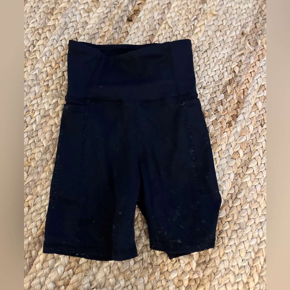 Cotton on used biker shorts (black)